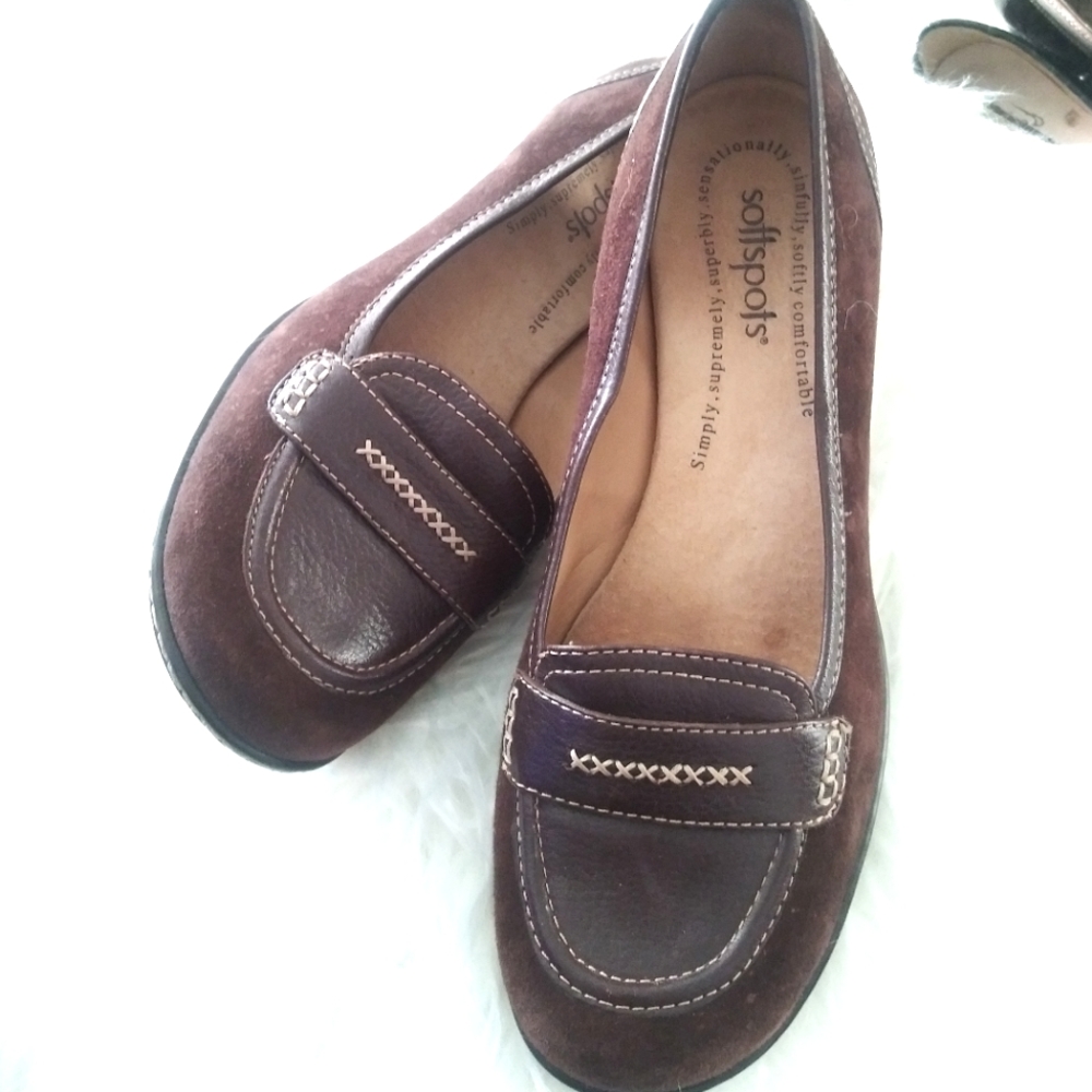Pretty Like New Comfy Softspots Kitten Heels Shoes 8.5. M